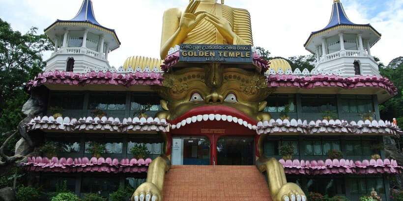 Kandy to Sigiriya-Dambulla Day trip - Sigiriya Rock or Pidurangala?