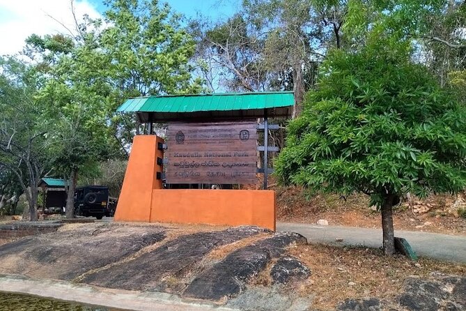 Kaudulla Safari Adventure - The Three-Hour Jeep Route Through Kaudulla
