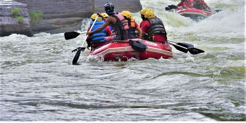 Kithulgala Thrills: White Water Rafting Bliss! - Why the Kelani River makes a good first rafting trip