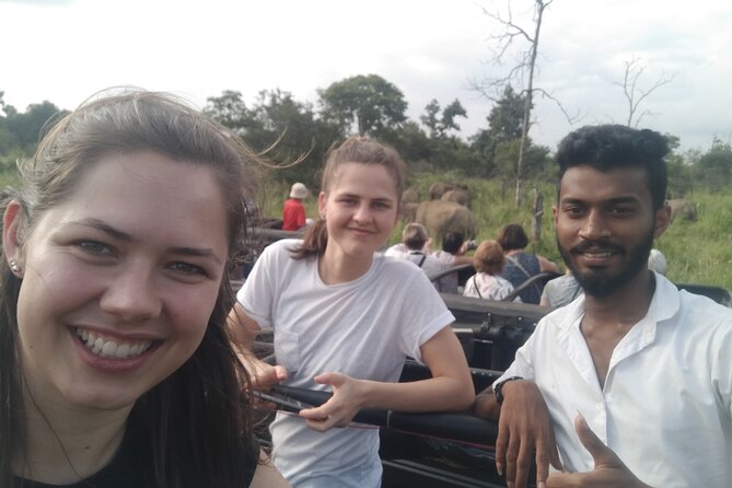 Minneriya / Kaudulla National Park Jeep Safari - Who will get the most from this safari