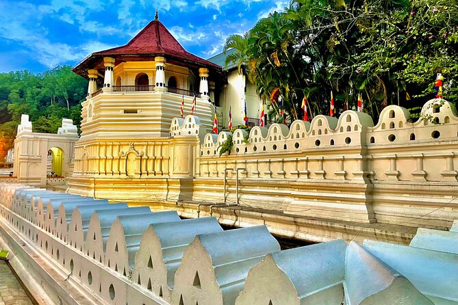 Multiday Safari and Hiking Adventure in Sri Lanka - Should you book the safari and hiking adventure?