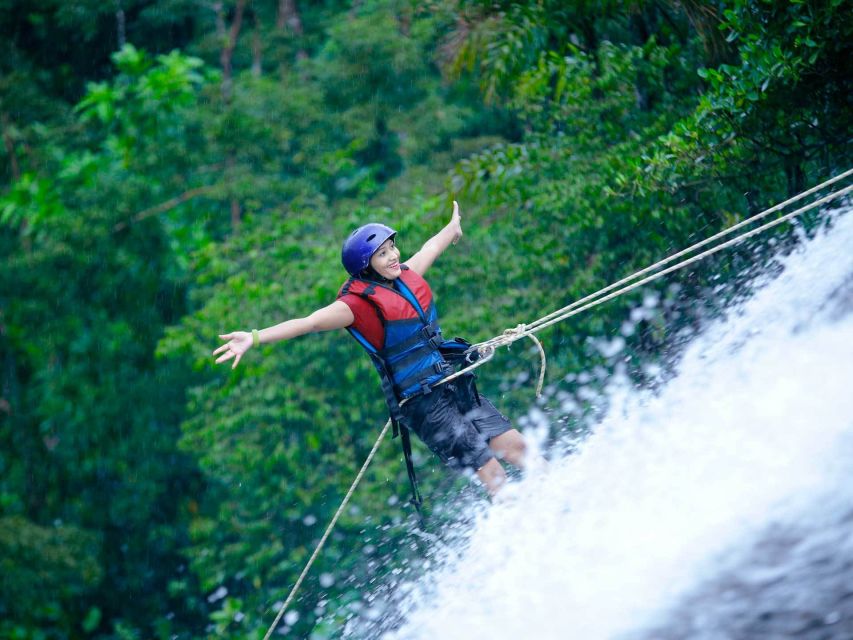 Negombo: Adventure water Rafting In Kitulgala - Two hours and 5 kilometers of rafting