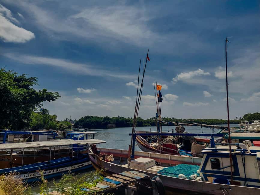 Negombo & Colombo: Full-Day Tour with Lunch - St. Mary’s Church and the Dutch Canal