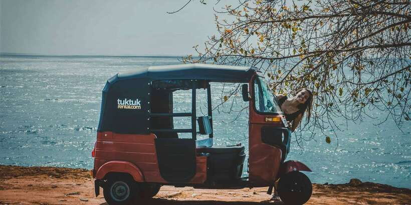 Negombo: Fishing Village Highlights Private Tour by Tuk Tuk - Why a tuk-tuk works well in Negombo