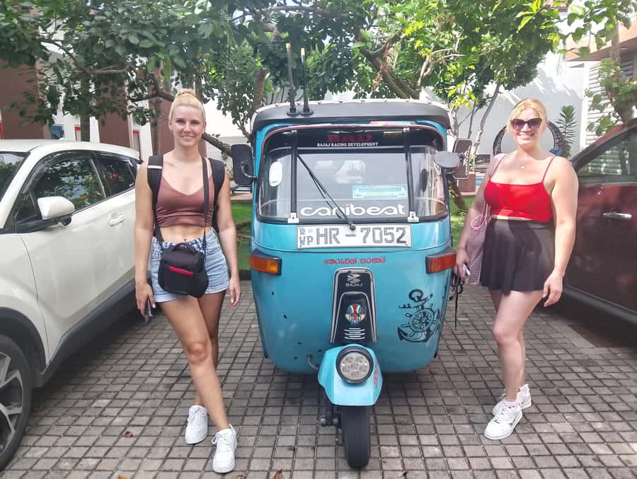 Negombo: Guided City Tour by Tuk Tuk with Hotel Pickup - Following the Dutch Canal in an open-air ride