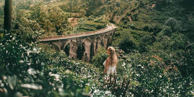 Nuwara Eliya: All-Inclusive Ella Sightseeing Private Tour - Nine Arch Bridge and the woodland walk