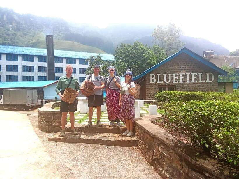 Nuwara Eliya: Tea Factory and Pickle Waterfalls Tuk Tuk Tour - What the tuk-tuk ride feels like in practice