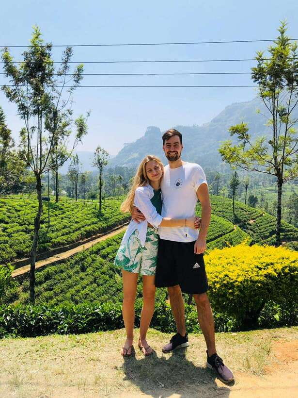 Nuwara Eliya: Tea Factory and Victoria Park Tour by Tuk Tuk - Tea country and the Ceylon tea factory