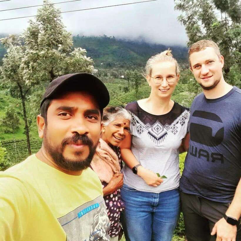 Nuwara Eliya: Tea Factory and Victoria Park Tour by Tuk Tuk - Hakgala Botanical Garden and the Nuwara Eliya post office