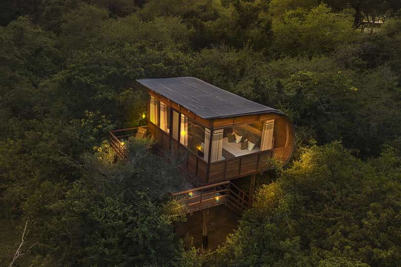 Overnight Treehouse Safari at Yala National Park - The long road from Colombo to Yala