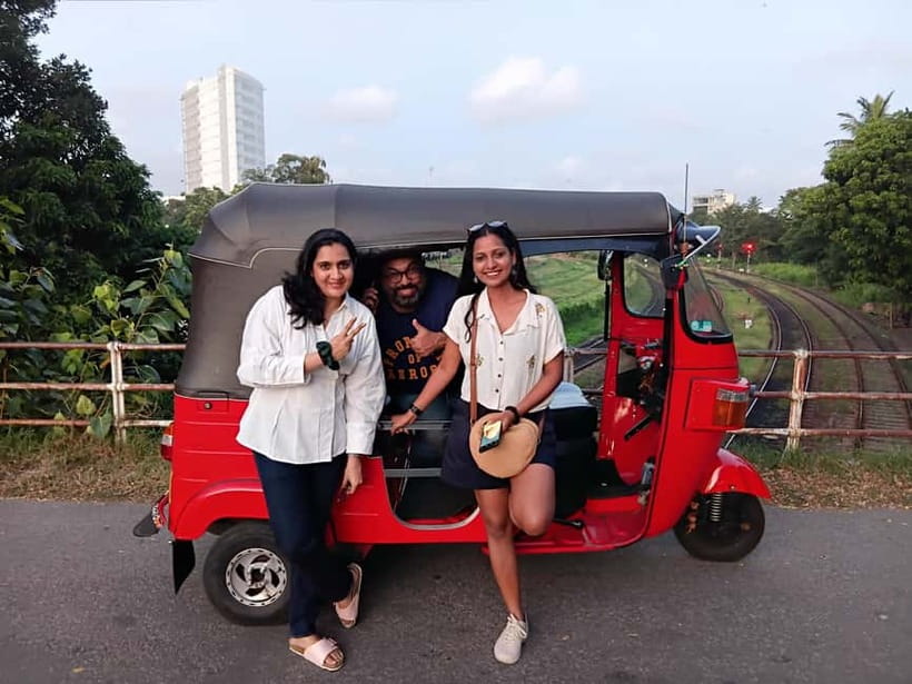 Personal Guided Colombo City Tour by Tuk Tuk - All Inclusive - Gangaramaya Temple and Beira Lake bring the route together