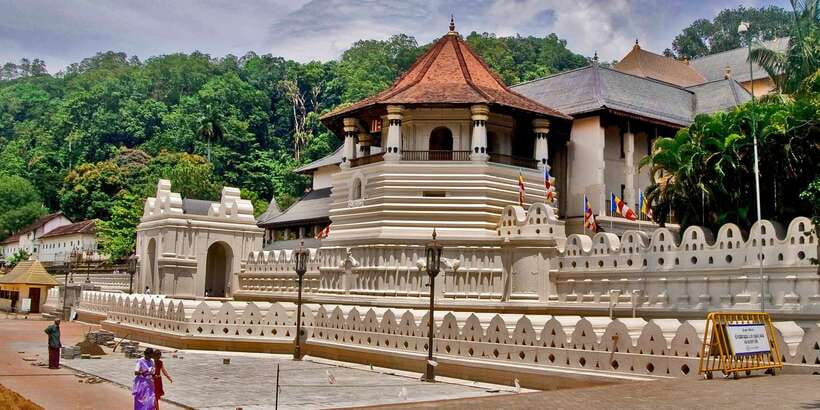 Pinnawala & Kandy Day Tour from Negombo - Leaving Negombo for Pinnawala