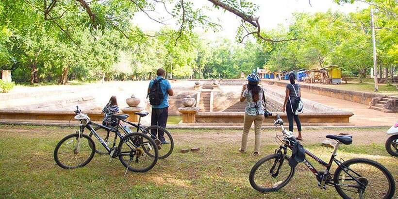 Polonnaruwa: All Inclusive Ancient City Guided Cycling Tour - Palaces, monasteries, stupas, and royal power