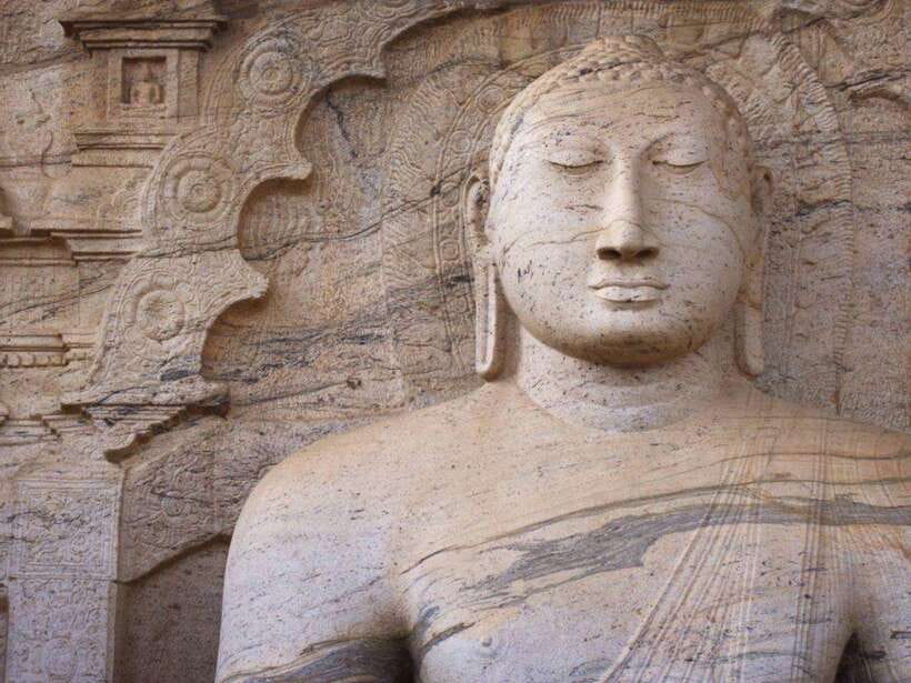 Polonnaruwa: Private Guided Cycling Tour with Hotel Pickup - Why cycling works so well in Polonnaruwa