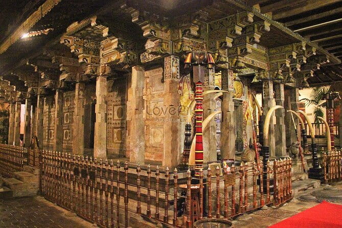 Private All Inclusive Day Tour to Kandy from Colombo and Negombo - Following cinnamon, cardamom, and cloves