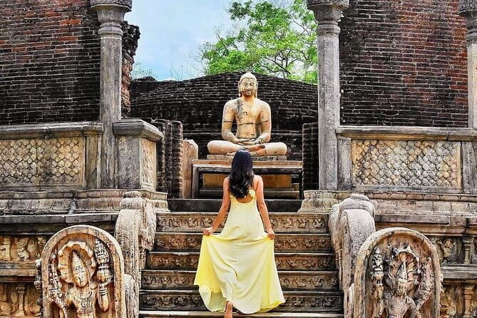 Private Car & English-Speaking Driver – Sri Lanka Island wide - Local advice without losing your independence