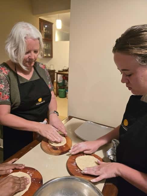 Private cooking class - Personalized classic menu - Eating the food you have prepared