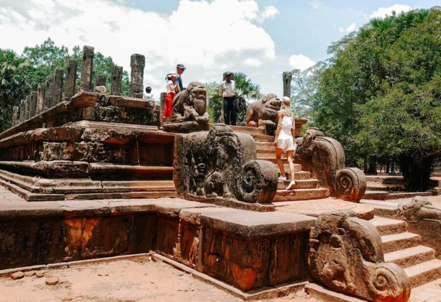 Private Polonnaruwa ancient city Guided tour From Colombo - Royal palace ruins and the old capital