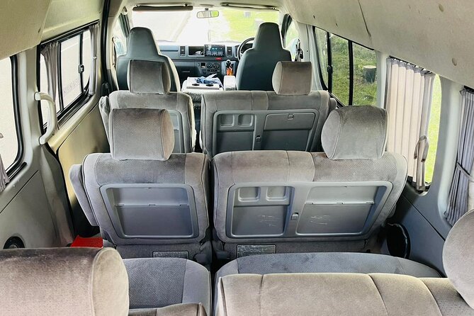 Private Round Tour in Sri Lanka with Vehicle - Group size, comfort, and value