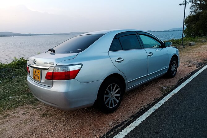 Private Round Tour in Sri Lanka with Vehicle - Timing, weather, and small practical checks