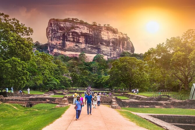 Private Sigiriya Day Tour and Authentic Sri Lankan Lunch Buffet - Oak Ray Woodcarving, a short craft stop