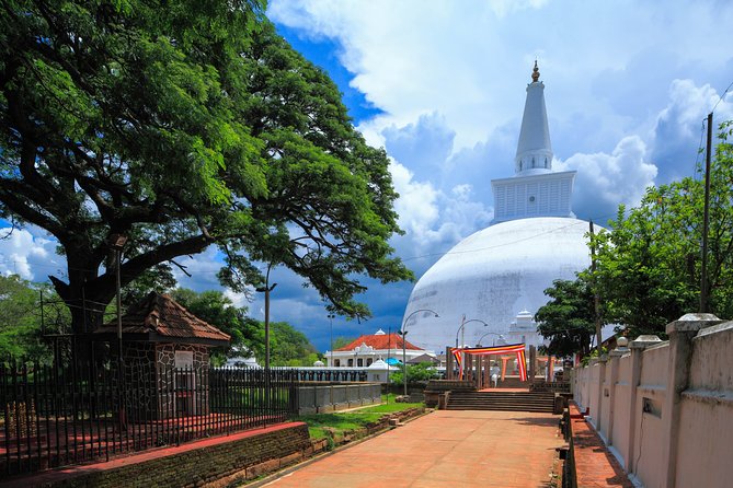 Sacred City of Anuradhapura from Colombo - Key details before you book