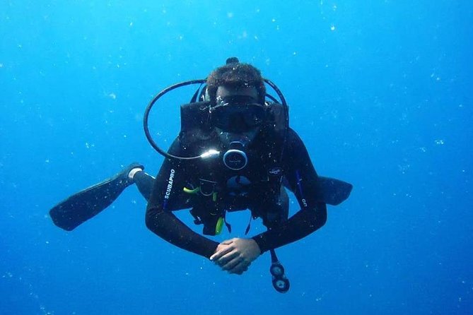 Scuba Diving at Unawatuna - Shallow-water training builds confidence