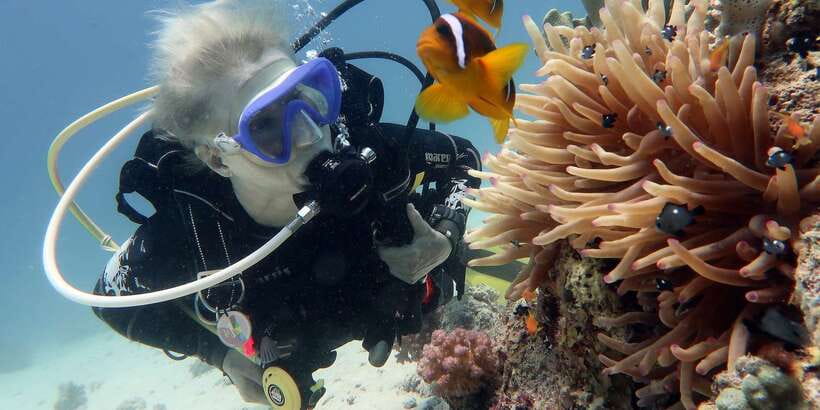 Scuba Diving in Hikkaduwa - Who will get the most from this experience?