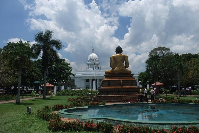Shangri-La Colombo City Tour. - Sivasubramaniya Swami Kovil and the Hindu tradition