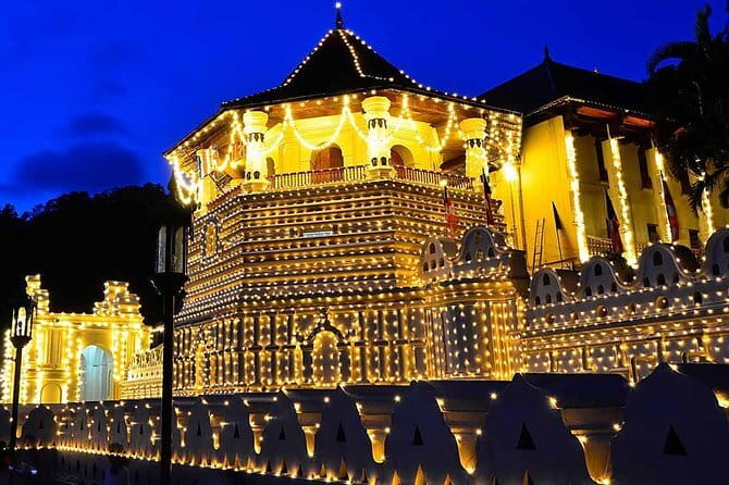 Shore Excursions Colombo Port Passenger Terminal to Kandy By Car. - Key points at a glance