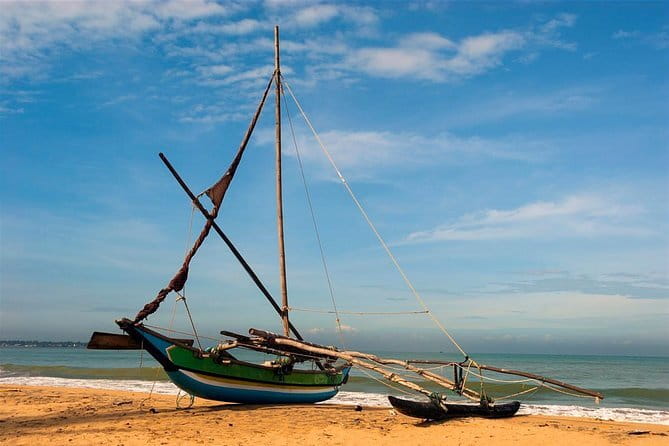 Shore Excursions Colombo Port Passenger Terminal to Kandy By Car. - The five-hour road journey and ship-day timing