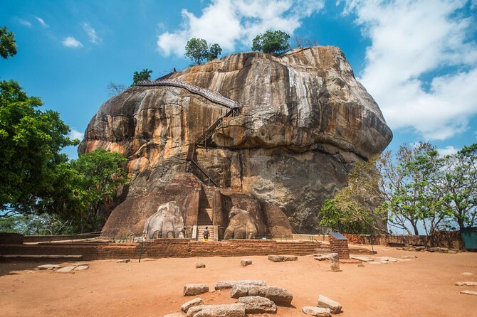 Sigiriya and Dambulla Cave Temple Private Day Trip From Bentota - The five caves of Dambulla