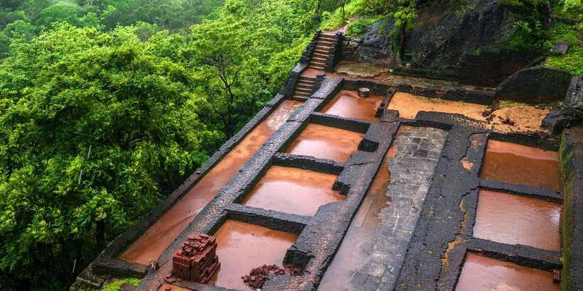 Sigiriya and Pidurangala Rock From Colombo - What to bring and how to dress