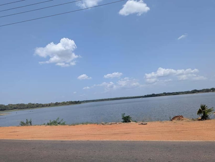 Sigiriya: Anuradhapura Guided Day Trip - Thuparamaya and the earliest Buddhist stupa