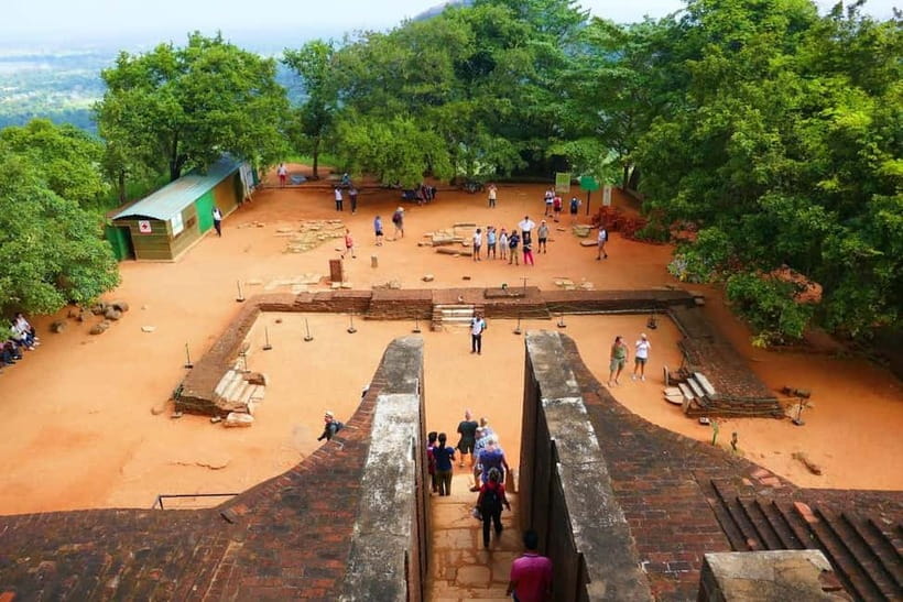 Sigiriya & Dambulla: All Inclusive Day Tour - Sigiriya Rock Fortress and the climb to the top