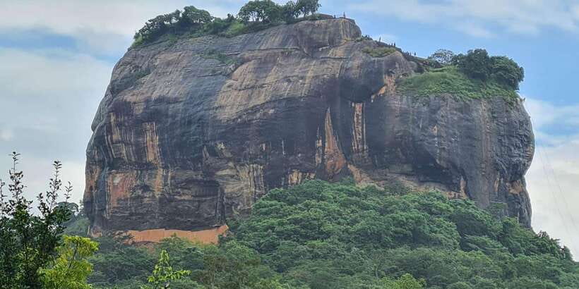 Sigiriya, Dambulla, and Village Safari Day Tour from Negombo - Key points to know before booking