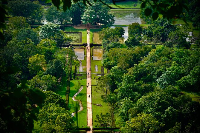 Sigiriya & Dambulla Day Tour from Hotels in Ahungalla/Bentota - The 4:00 am start and the long road inland