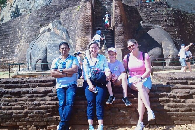 Sigiriya & Dambulla Day Tour from Kandy with free Guiding - Ranweli Spice Garden: one hour of scents and sales potential