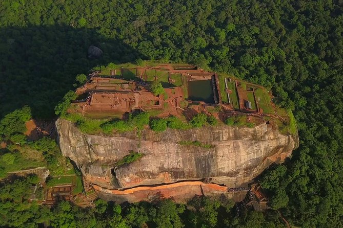 Sigiriya & Dambulla Private Day Trip with Entry Fees & Lunch - Key points to know before booking