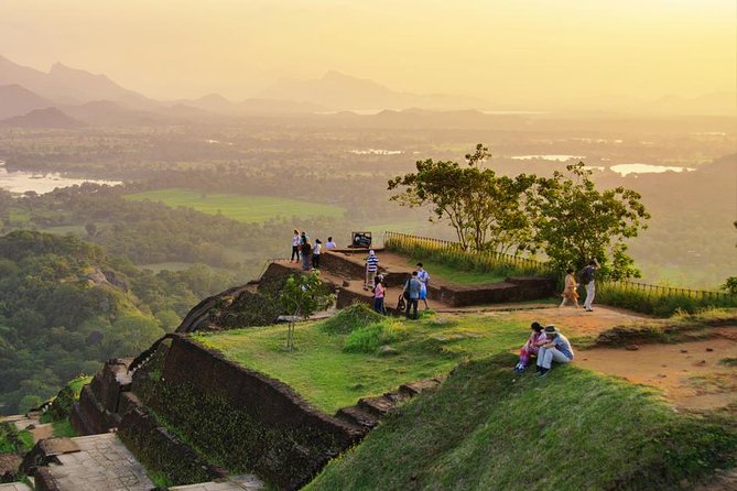 Sigiriya & Dambulla Private Day Trip with Entry Fees & Lunch - Why this pairing works so well