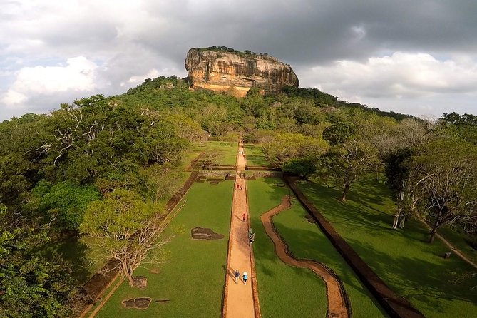 Sigiriya & Dambulla Private Day Trip with Entry Fees & Lunch - Who should book this day trip?