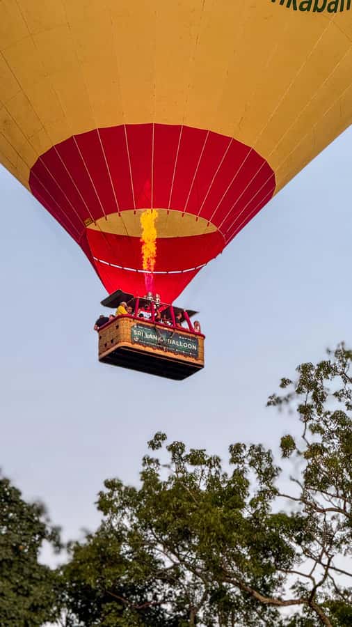 Sigiriya: Hot Air Balloon Ride - Photography, views, and the limits of a balloon basket