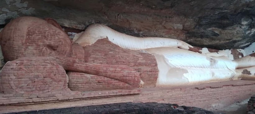 Sigiriya Lion's Rock & Dambulla Golden Cave Temple Trip - Pidurangala or sunset yoga