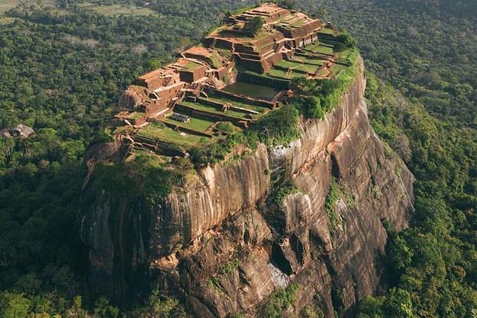 Sigiriya, Polonnaruwa & Dambulla "Trilogy" Day Tour from Colombo - The road day: comfort, traffic, and safety