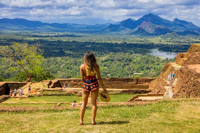 Sigiriya Rock and Dambulla Cave All Inclusive Private Day Trip - Small details that make a big difference