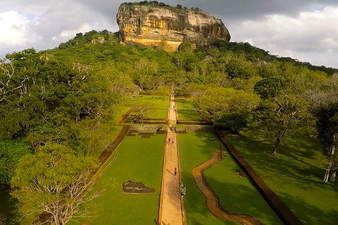 Sigiriya Rock & Cave Temple with Jeep Safari Private Day Trip - The spice garden and shopping stops