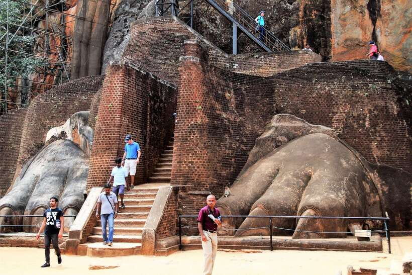 Sigiriya: Rock Fortress Private Guided Walking Tour - Key points to know before you book