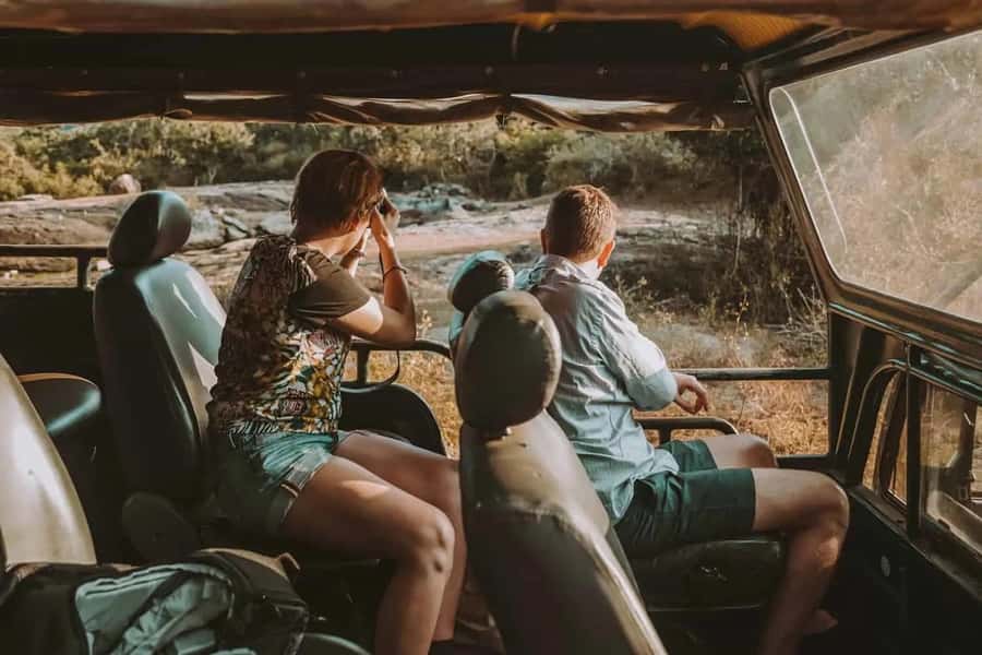 SKIP THE LINE - YALA SAFARI TOUR - Incl. ENTRY TICKETS - Why the pre-dawn start matters in Yala