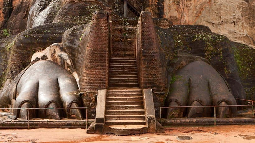 Sri Lanka: 2-Day Adventure to Sigiriya, Dambulla & Kandy - Kandy’s Temple of the Tooth