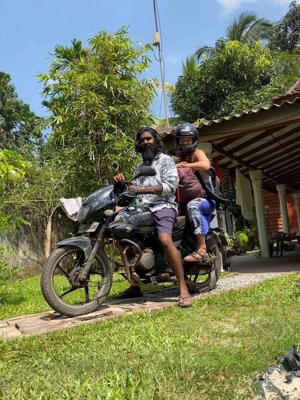 Sri Lanka / Bentota: Motorbike sightseeing tours - Starting with a custom Sri Lankan route